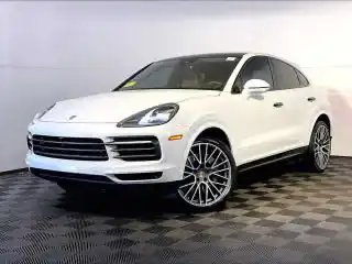 2023 Porsche Cayenne Platinum Edition's photo