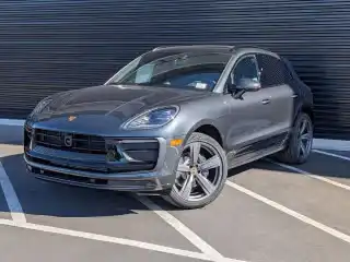 2026 Porsche Macan T's photo