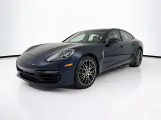 2023 Porsche Panamera 4 Platinum Edition's photo
