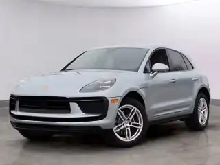 2026 Porsche Macan T's photo
