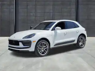 2026 Porsche Macan Base's photo