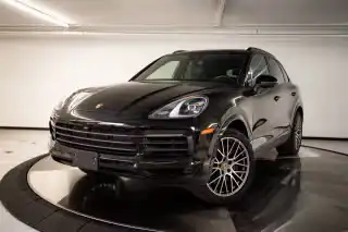 2023 Porsche Cayenne Platinum Edition's photo