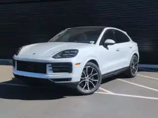 2026 Porsche Cayenne Base's photo
