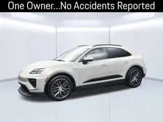 2026 Porsche Macan Macan 4 Electric's photo