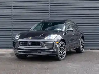 2026 Porsche Macan Base's photo