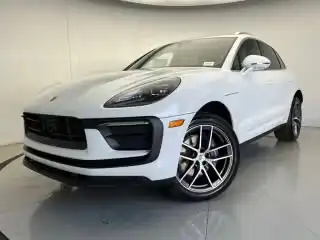 2026 Porsche Macan T's photo
