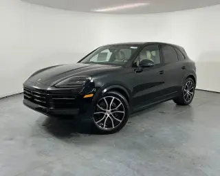 2026 Porsche Cayenne Base photo 5
