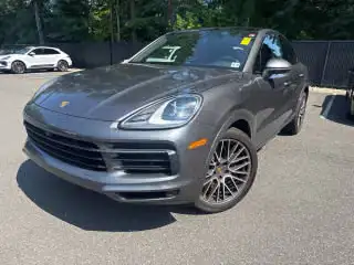 2023 Porsche Cayenne Platinum Edition's photo