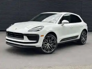 2024 Porsche Macan T's photo
