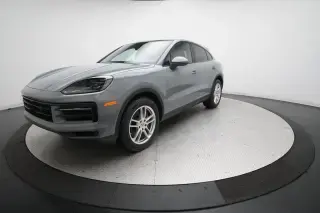 2026 Porsche Cayenne Base photo 5