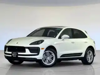 2026 Porsche Macan T's photo