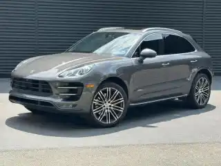 2016 Porsche Macan Turbo's photo