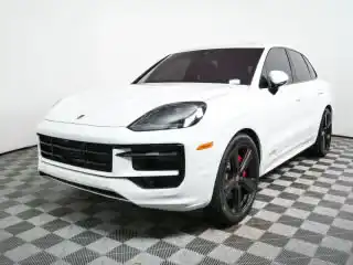 2025 Porsche Cayenne GTS's photo