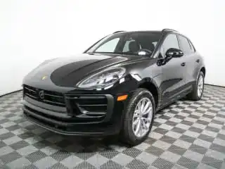 2026 Porsche Macan T's photo
