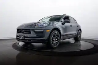 2026 Porsche Macan T's photo
