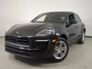 2026 Porsche Macan T's photo