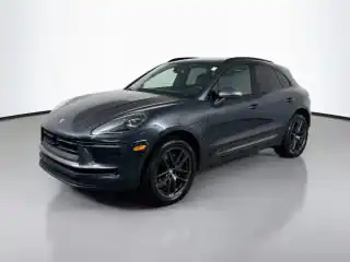 2023 Porsche Macan T's photo