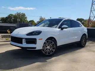 2026 Porsche Cayenne Base's photo