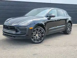 2024 Porsche Macan T's photo