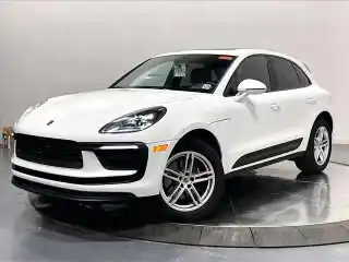 2026 Porsche Macan T's photo