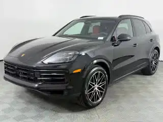 2026 Porsche Cayenne Base's photo