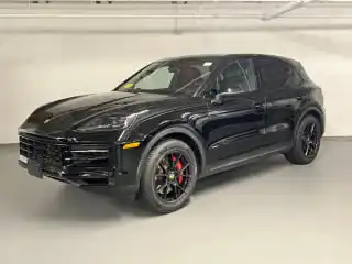 2024 Porsche Cayenne Base's photo