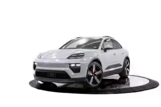 2025 Porsche Macan Macan 4S Electric's photo