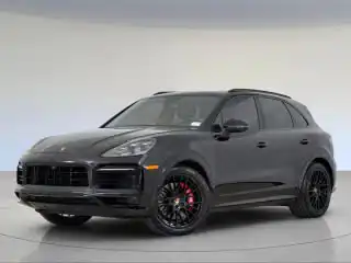 2023 Porsche Cayenne GTS's photo