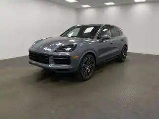 2026 Porsche Cayenne Base's photo