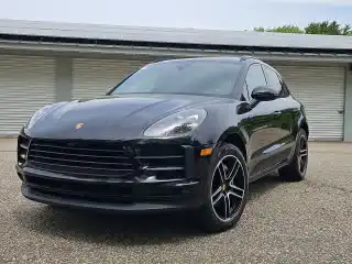 2021 Porsche Macan Base's photo
