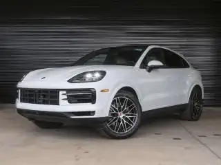 2026 Porsche Cayenne Base photo 1