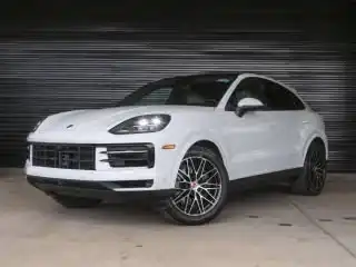 2026 Porsche Cayenne Base's photo