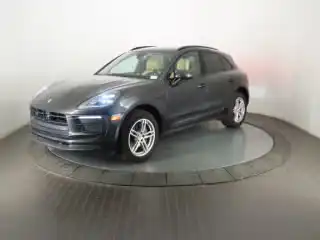 2024 Porsche Macan Base's photo