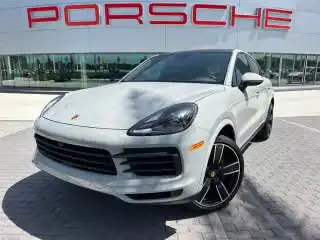 2023 Porsche Cayenne Platinum Edition's photo