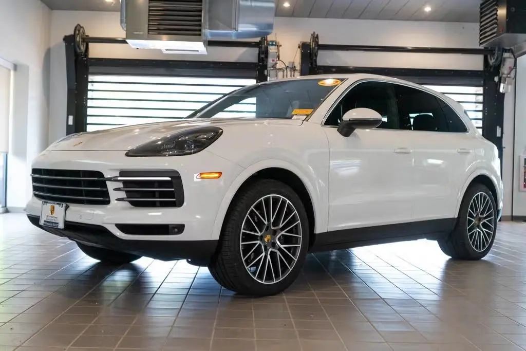2020 Porsche Cayenne Base photo 4