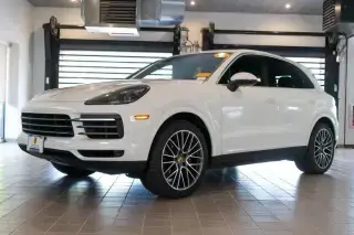 2020 Porsche Cayenne Base photo 5