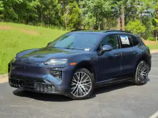 2026 Porsche Cayenne Cayenne Turbo Electric's photo