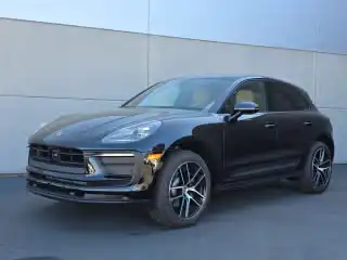 2026 Porsche Macan T's photo