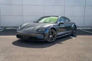 2026 Porsche Taycan 4's photo