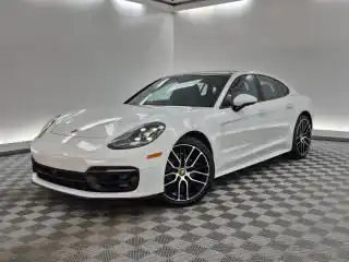 2023 Porsche Panamera Platinum Edition's photo