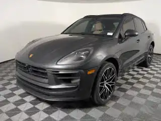 2023 Porsche Macan S's photo