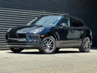 2026 Porsche Macan T's photo