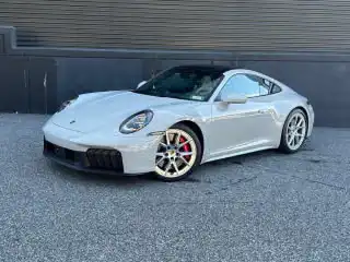 2026 Porsche 911 Carrera 4 GTS Coupe's photo