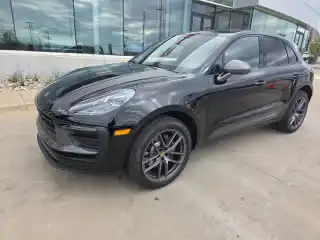 2026 Porsche Macan T's photo