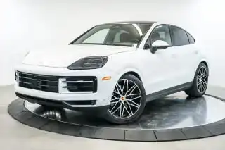 2026 Porsche Cayenne Base's photo
