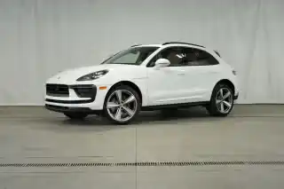 2025 Porsche Macan Base's photo