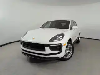 2026 Porsche Macan T's photo