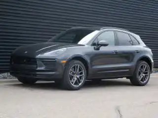 2026 Porsche Macan T's photo