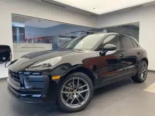 2026 Porsche Macan Base photo 5