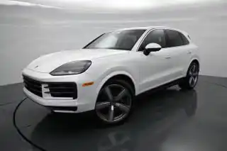 2026 Porsche Cayenne Base's photo